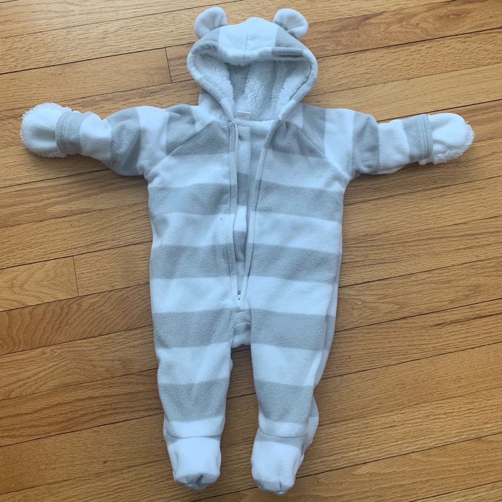 Gray and white striped fleece bunting